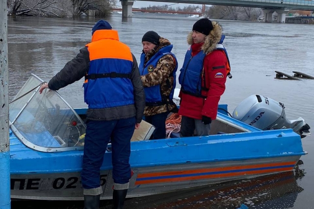 Покидая пост, он сообщил, что уезжает в Краснодар «по семейным обстоятельствам»