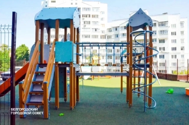 Новые детские и спортивные площадки появляются в Белгороде благодаря конкурсным проектам благоустройства.