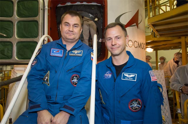 Космонавт «Роскосмоса» Алексей Овчинин и астронавт NASA Ник Хейг.