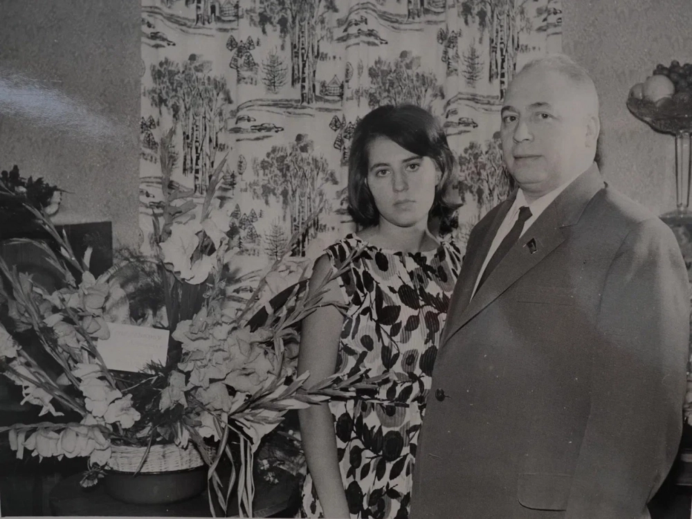 Андрей Кандрёнков с дочерью Людмилой.