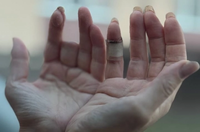 Так сейчас выглядят руки стилистки-альпинистки