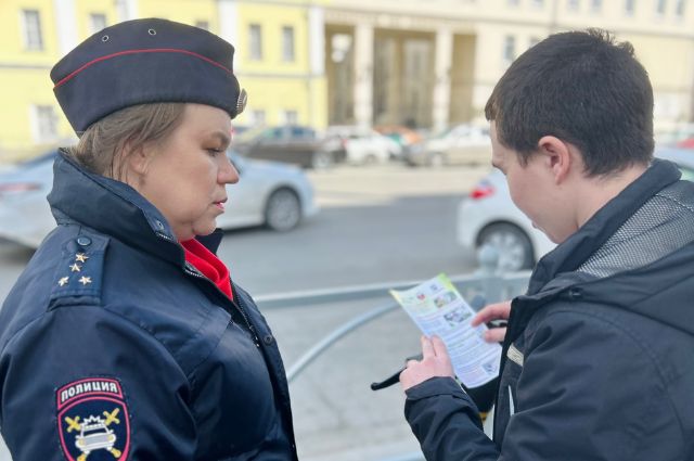 Госавтоинспекция разъяснила ПДД самокатчикам на улицах Екатеринбурга