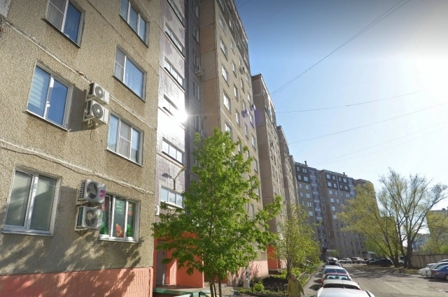 В день убийства Валерия Пономарёва в этом дворе было многолюдно.