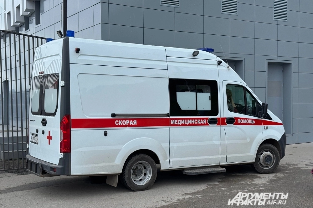 Девушку госпитализировали.