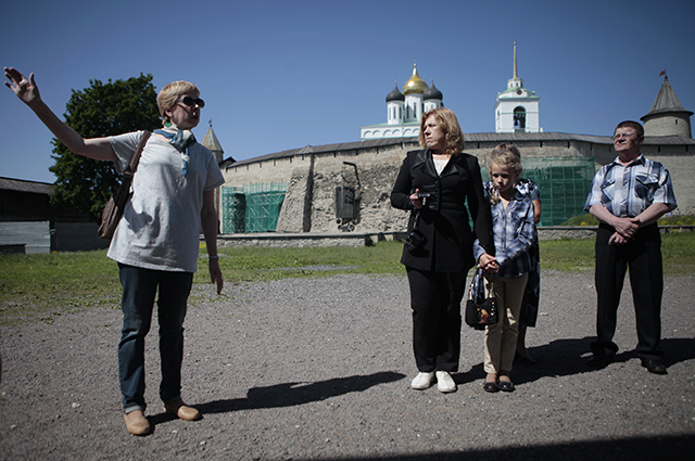 Экскурсия в Псковском кремле