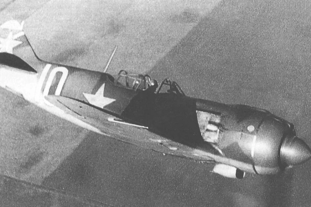 Истребитель Ла-5ФН в полёте.