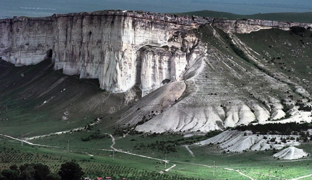 Белая скала (Ак-Кая).