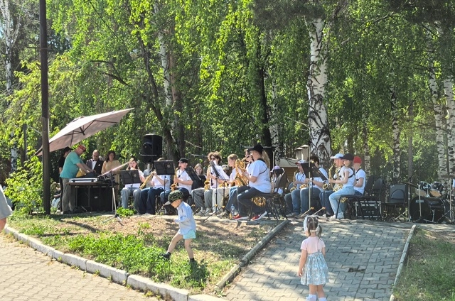 В Екатеринбурге в День защиты детей прошёл Фестиваль впечатлений