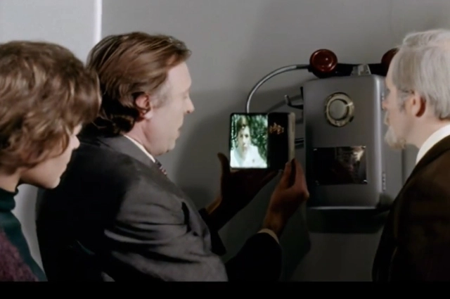 Космос, кадры, фильм и сериалы о космосе, «Отроки во Вселенной»