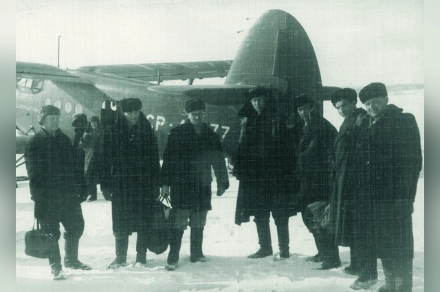 Буровики прилетели на вахту. 1969 год.