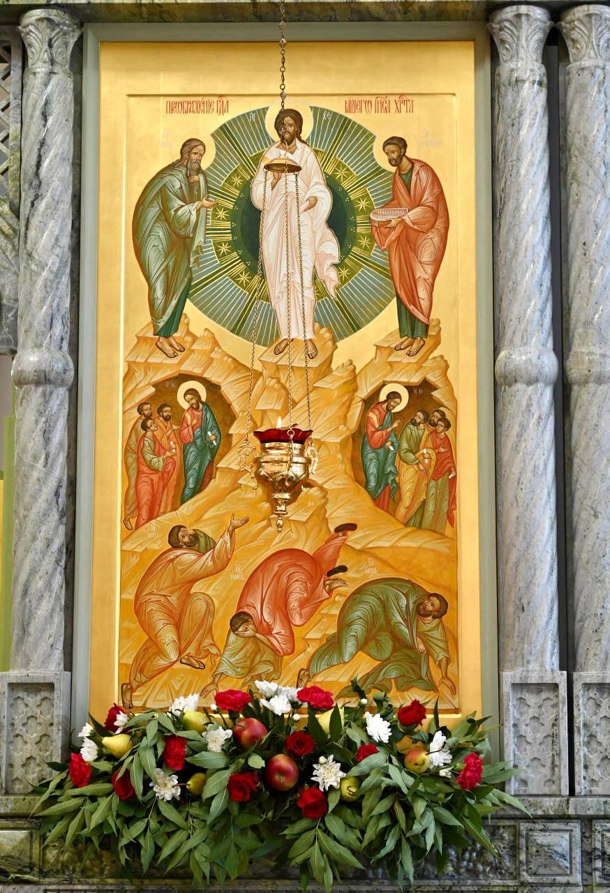 Преображения Господня православные празднуют 19 августа.