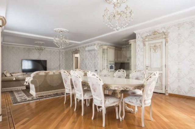 Для завтраков с наследниками