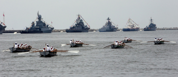 Во время генеральной репетиции военно-морского парада, посвящённого празднованию Дня военно-морского флота РФ в Балтийске
