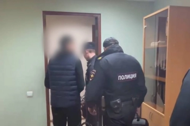 Задержание мужчины, напавшего с ножом на таксиста.
