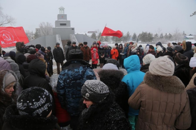 22 декабря к памятнику жертвам Куломзинского восстания приходят каждый год. 