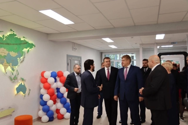 Полпред побывал в школе № 11.