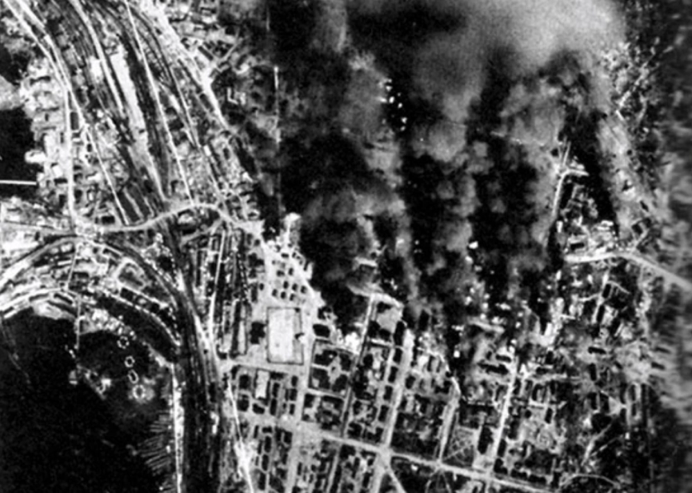 Пожары в ночном Берлине (1941).