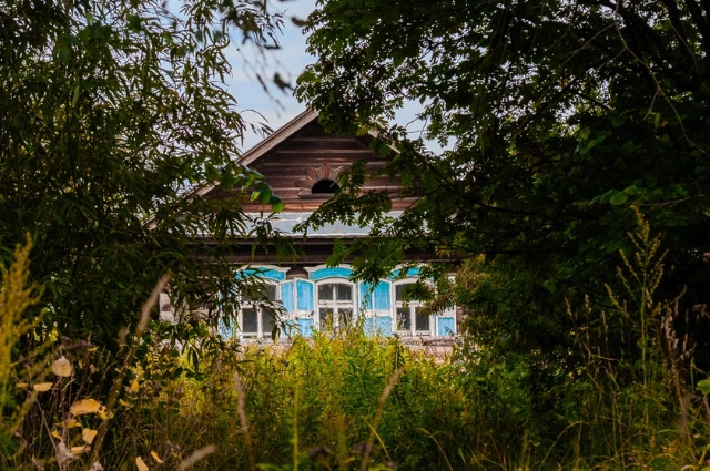 Там стоит сказочный терем. Как один человек прославил небольшое село Кунара