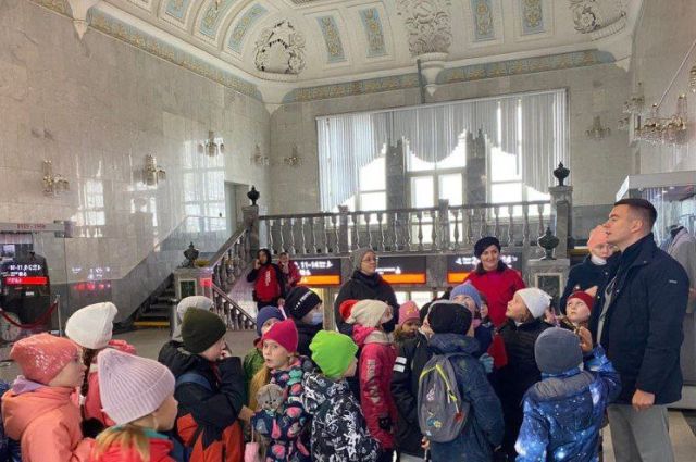 СвЖД пригласила школьников на экскурсии по крупнейшему на Урале вокзалу