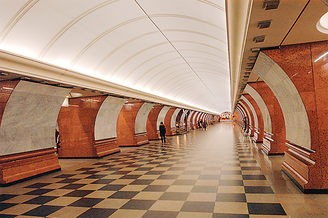 Парк Победы - самая глубокая станция в московском метро