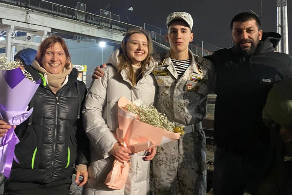 Надежда и Давид с детьми.