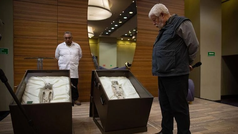 «Тела инопланетян», которые показал уфолог Хайме Мауссан.