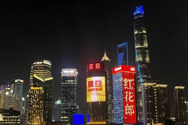 Китайские города идеальны для шопинга, но лучше запастись наличными.