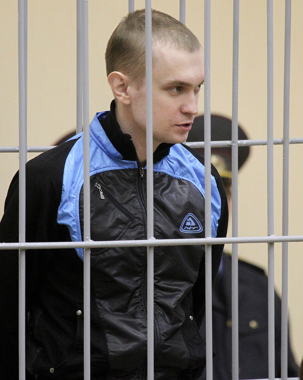 Обвиняемый по делу о взрыве в Минском метро 11 апреля Дмитрий Коновалов в зале суда.