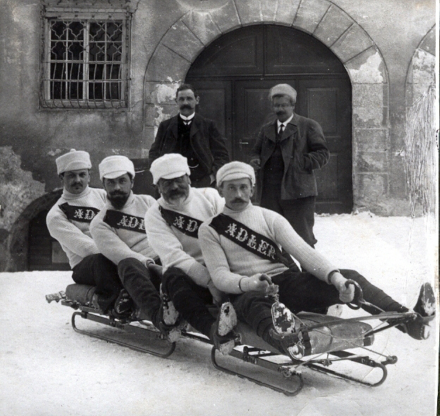 Швейцарская бобслейная сборная в Давосе, 1910 год