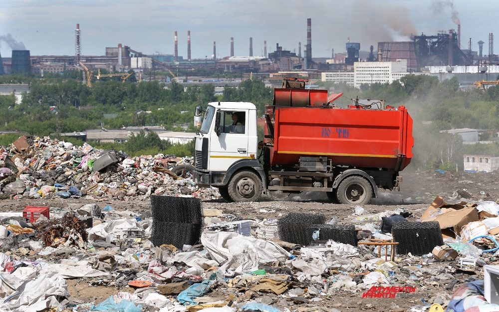 Водители мусоровозов не столь оптимистичны в вопросе находок среди мусора.