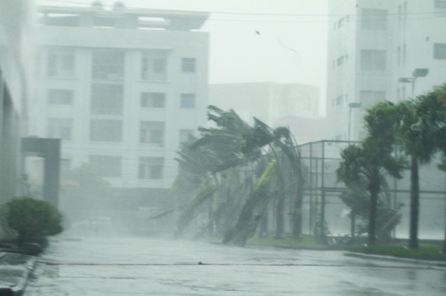 Тайфун во Вьетнаме.