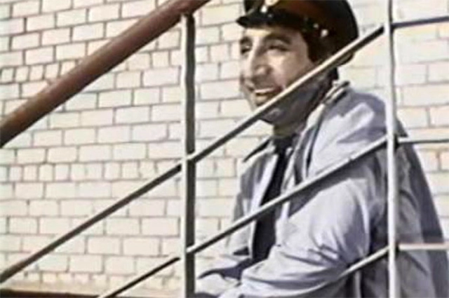 Фрунзик Мкртчян в фильме «Формула радуги», 1966 г.