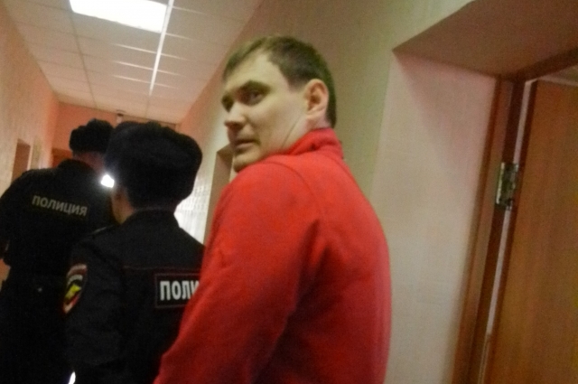 Павла Пахунова в суд доставили под конвоем