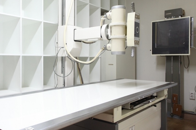 На рентгенологических снимках при переломе позвоночника оценивается целостность спинного мозга.