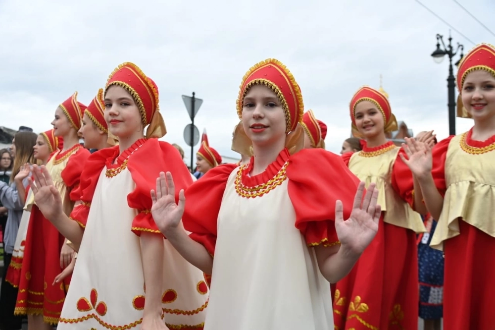 День России в Омске.