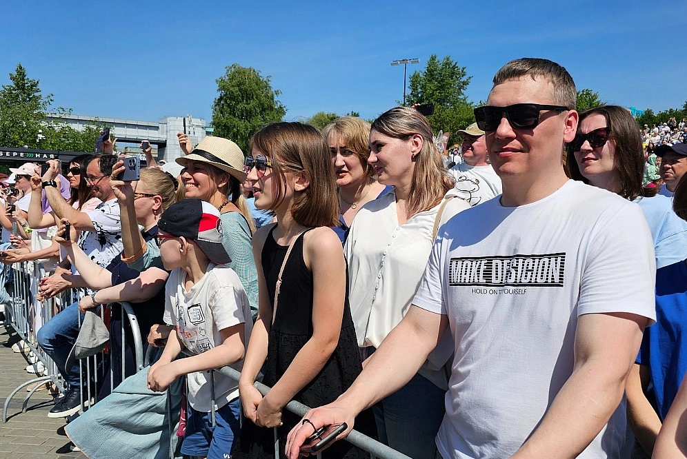 движение первых