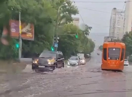 Дождь в Хабаровске, Дождь в Комсомольске, циклон