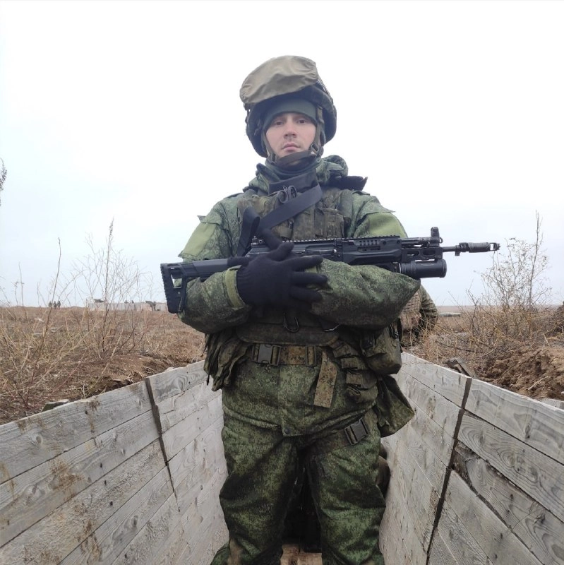 Александр Сафонов.