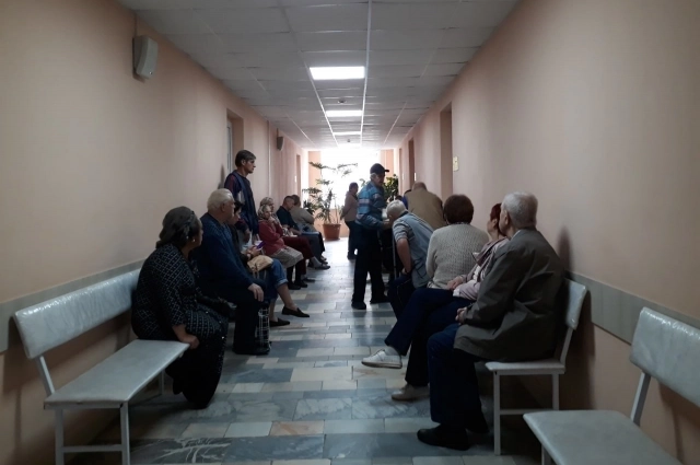 Люди довольно активно идут прививаться, поскольку понимают, как это важно для здоровья, отмечают врачи.