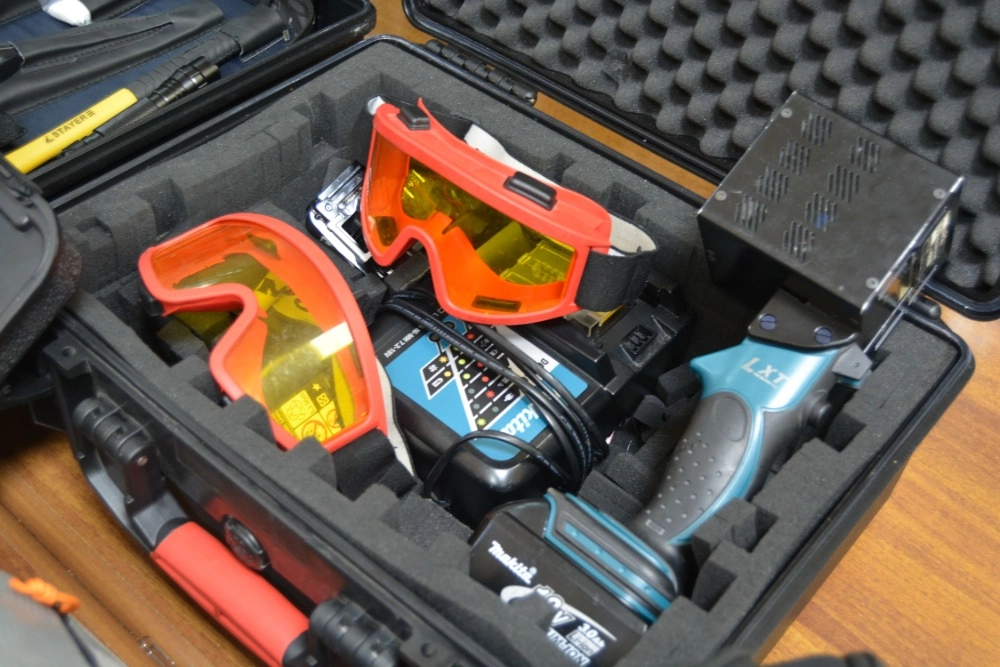 Лампа для выявления биологических следов.