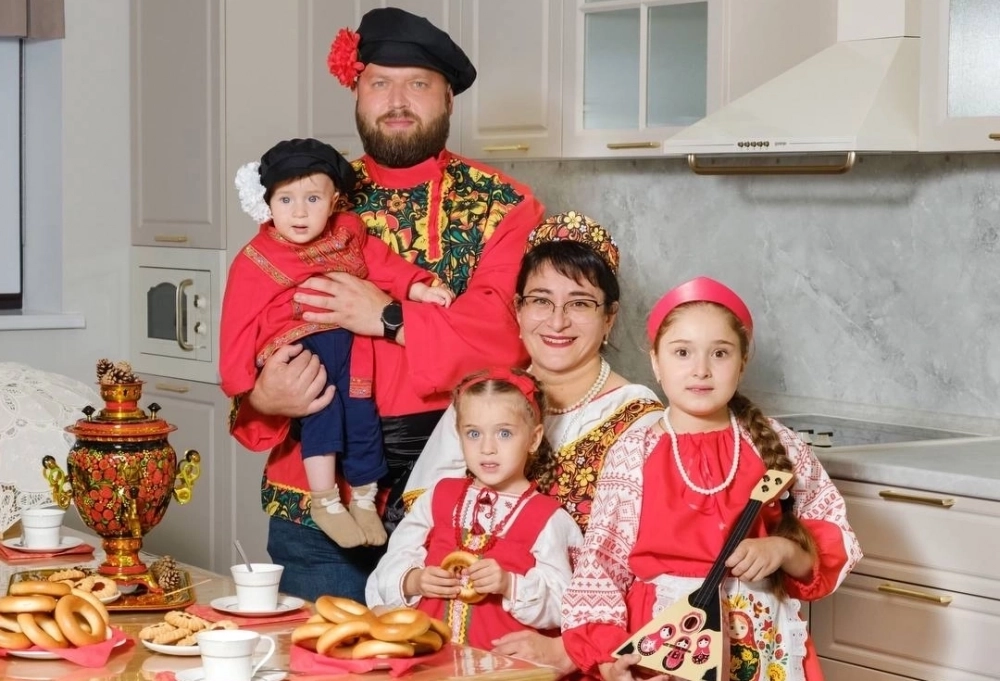 Семьи могут сделать профессиональное фото в Центре. 