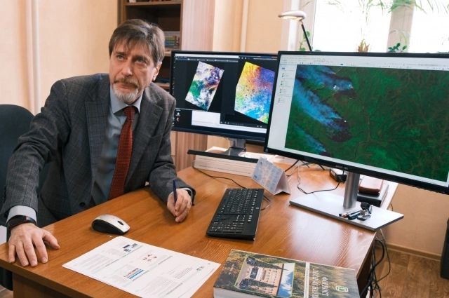 Евгений Пономарёв рассказал, как спутниковые системы помогают отслеживать влияние лесных пожаров на северные экосистемы.