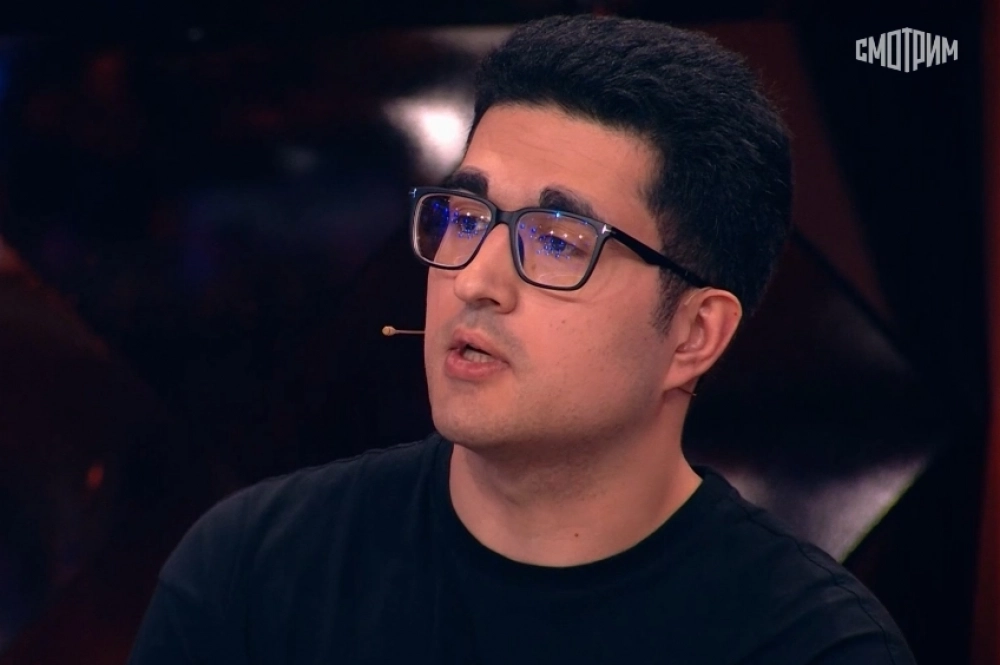 Михаил на программе.