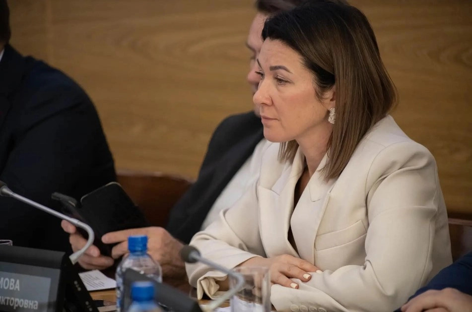 Екатерина Шалимова: «Партия выступает против запретов, но не когда речь идет о детях».