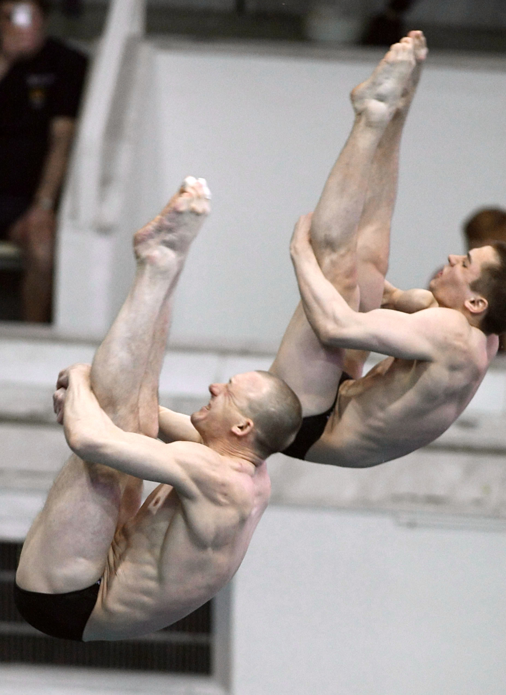 Дмитрий Саутин и Юрий Кунаков в синхронном прыжке с трехметрового трамплина, 2008 г.
