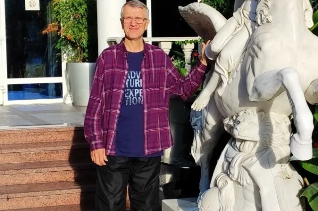 Теперь Александр ждёт следующую операцию