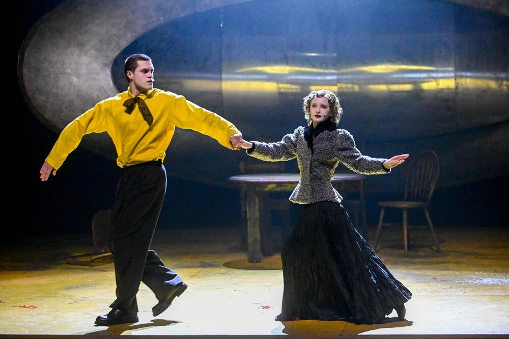 Спектакль «Бродячая собака».