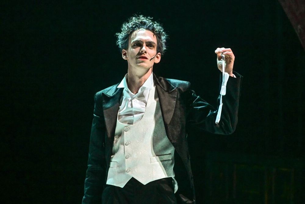 Спектакль «Бродячая собака».