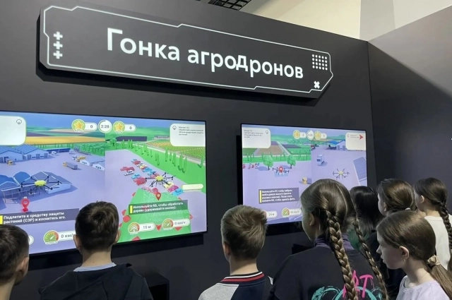 За выполнение квестов участники получали игровую валюту.