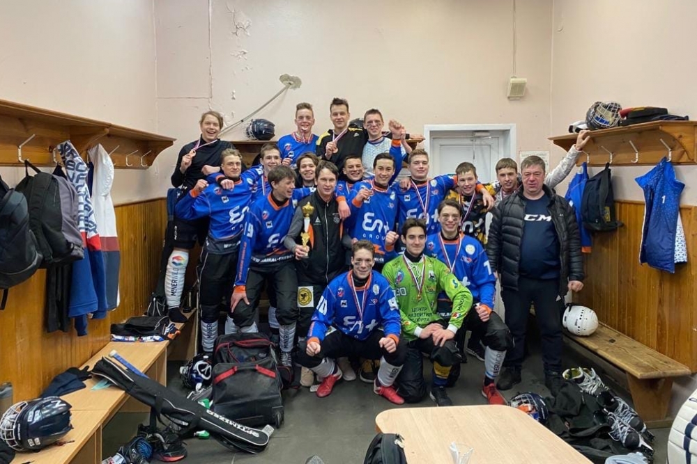 «Байкал-Энергия ЦРС» стала бронзовым призером Первенства России по хоккею с мячом среди старших юношей.